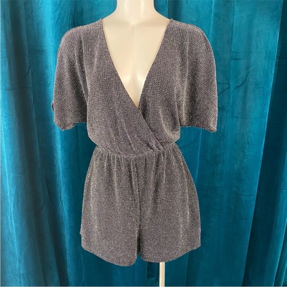 ASTR Romper - Picture 3 of 7